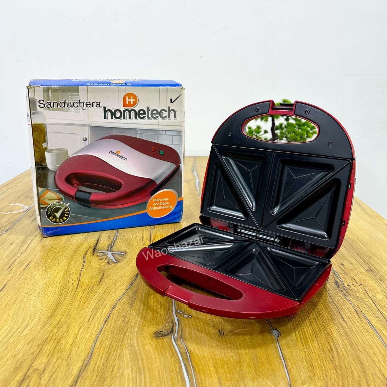 hometech Sandwich Maker | 750W | Non-Stick plates