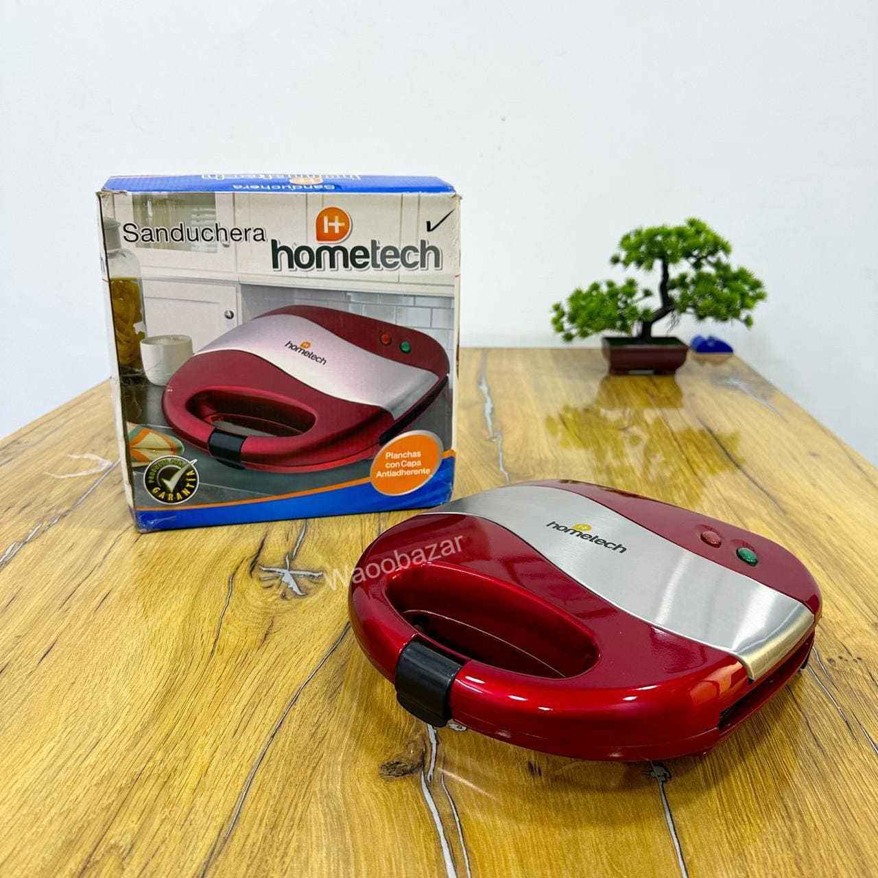 hometech Sandwich Maker | 750W | Non-Stick plates