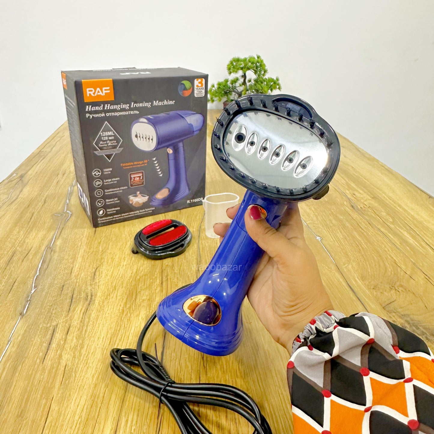 RAF Foldable Handheld Garment Steamer | 1500W
