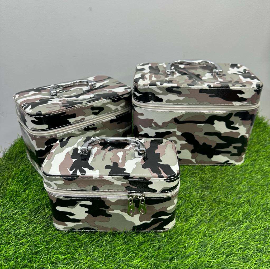 Set Of 3 Cosmetic and Jewellery Boxes with Mirrors |  Attractive Colors and Designs