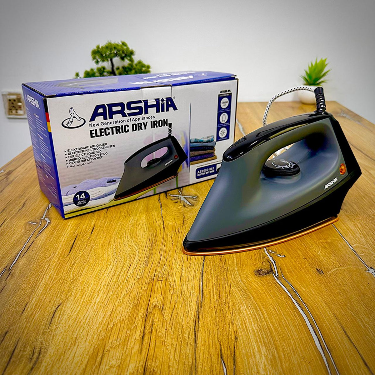 Arshia Electric Dry Iron | Non-Stick Soleplate | 1200W