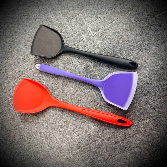 1pc High Temperature Resistant Turner Silicone Spatula | No 27